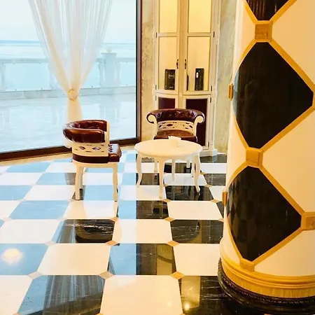 La Mer Luxury Penthouse *